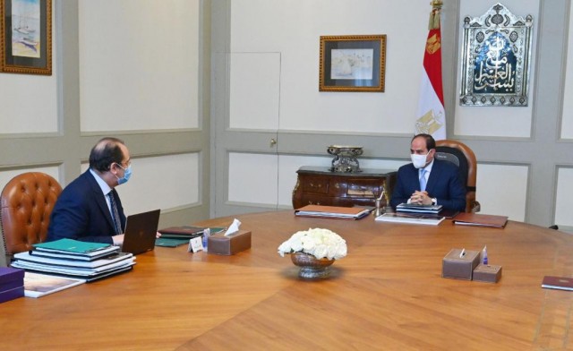 الرئيس السيسي مع رئيس المخابرات العامة