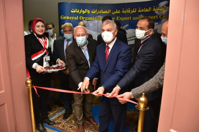 مراسم افتتاح معمل اختبار بطاريات السيارات الكهربائية بميناء بورسعيد