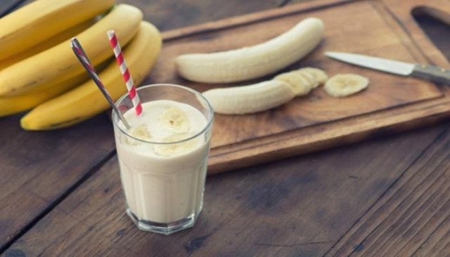 اضرار مزيج الموز مع الحليب 