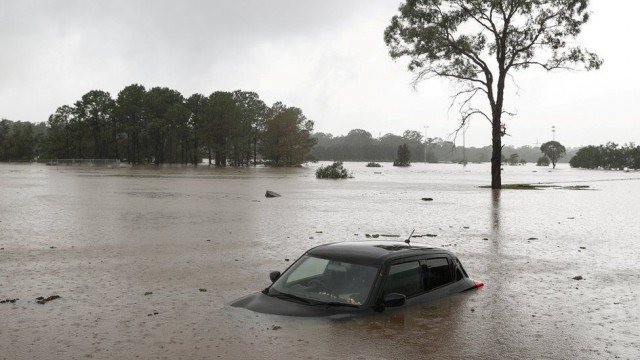 الفيضانات الأسترالية