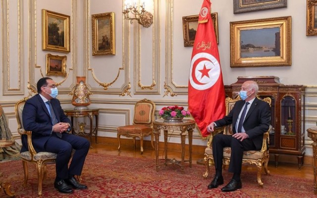 رئيس تونس ورئيس وزراء مصر 