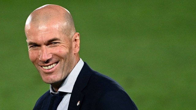 زين الدين زيدان المدير الفني لفريق ريال مدريد