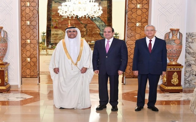 الرئيس السيسي خلال استقبال رئيس البرلمان العربي