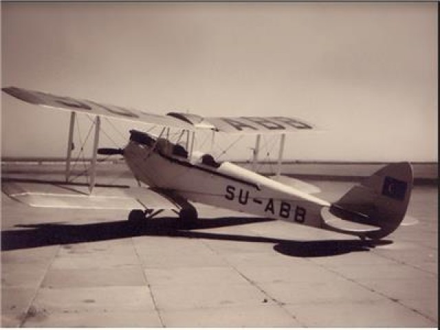 أول طائرة بمصر للطيران