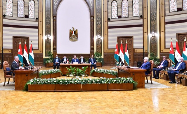 القمة المصرية الفلسطنية الأردنية 