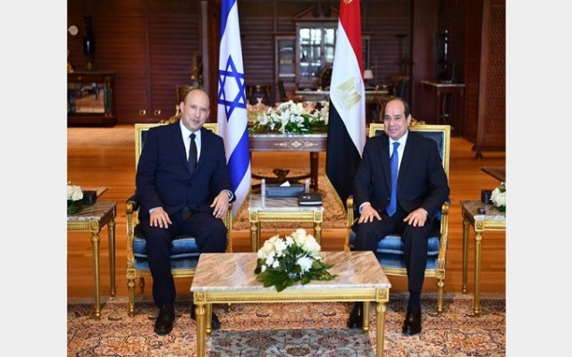 الرئيس السيسي ورئيس الوزراء الإسرائيلي