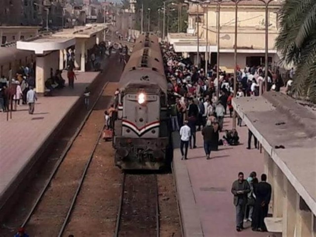 زيادة رسوم دخول محطات القطارات لغير المسافرين 