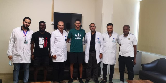 لاعبو المصري أثناء الفحص الطبي