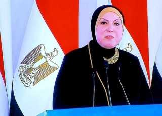 وزيرة الصناعة: دراسة متكاملة للارتقاء بصناعة السجاد المصري وزيادة قدرته التنافسية