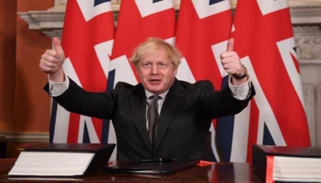 رئيس الوزراء البريطاني ينجو من تصويت لحجب الثقة