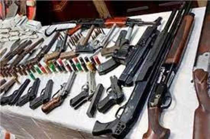 ضبط 80 قطعة سلاح نارى وكمية من مخدر الأفيون بحوزة عنصرين إجراميين بالإسكندرية