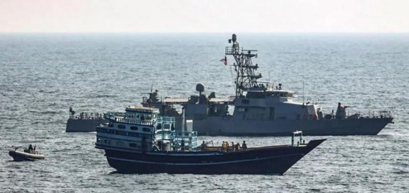 اعتراض سفينة إيرانية بشحنة سلاح للحوثيين