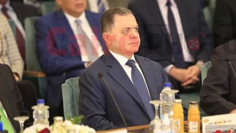استبعاد أوزباكستاني الجنسية من البلاد لأسباب تتعلق بالصالح العام