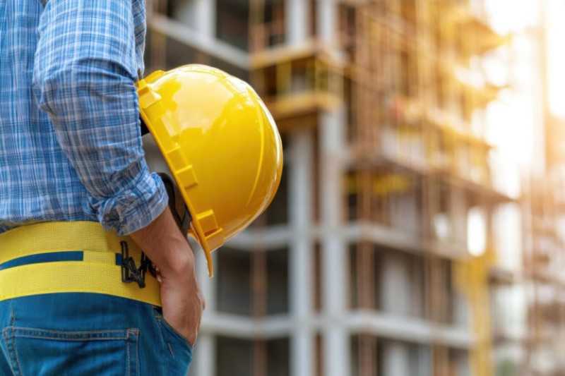 اختيار المقاول المناسب: نصائح هامة لضمان نجاح مشاريع البناء