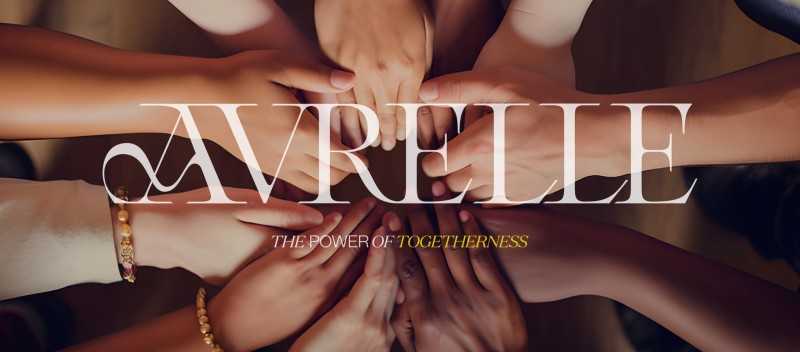 روتين العناية بالشعر: سر الجمال والصحة من جذوره للأطراف